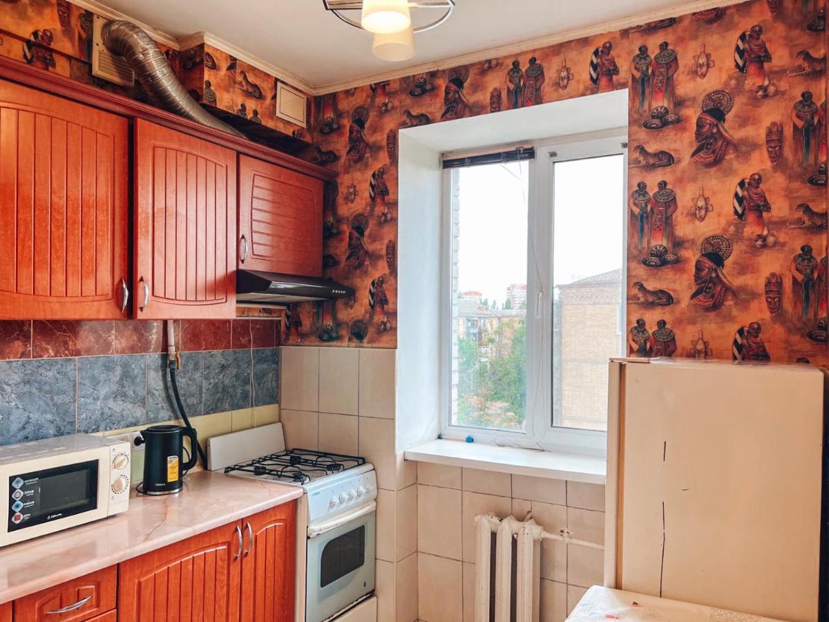 קייב Apartment Near Metro Station Darnitsa מראה חיצוני תמונה