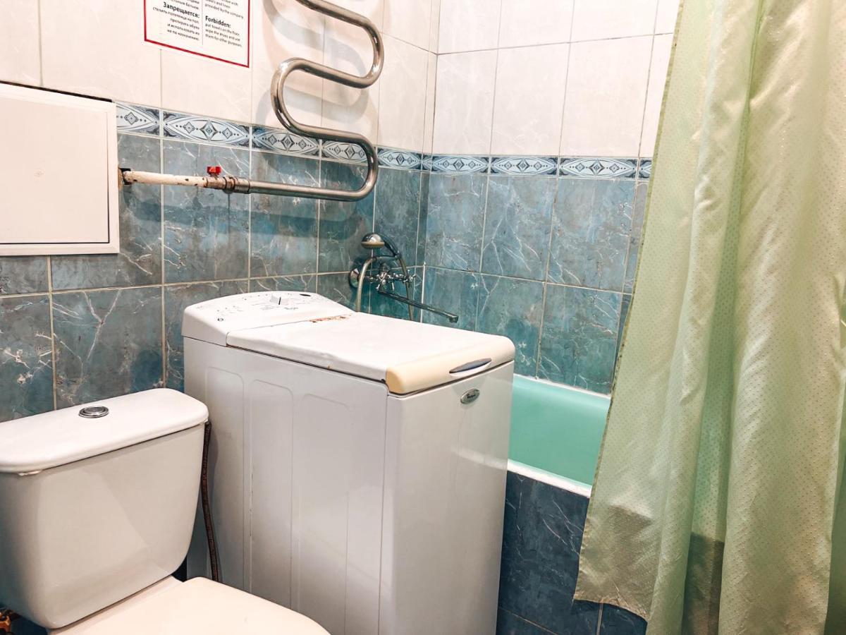 קייב Apartment Near Metro Station Darnitsa מראה חיצוני תמונה